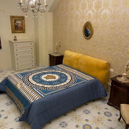 Al Centro Storico Home Napoli Bagian luar foto