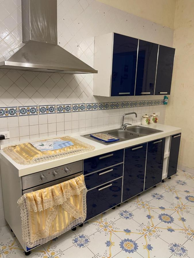 Al Centro Storico Home Napoli Bagian luar foto