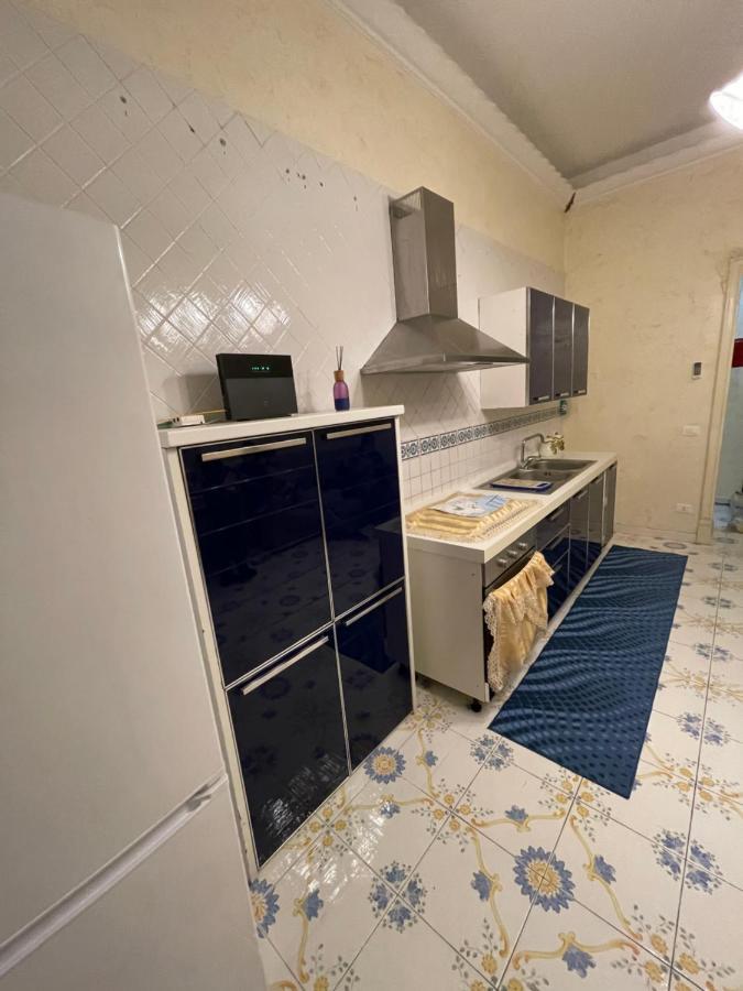 Al Centro Storico Home Napoli Bagian luar foto